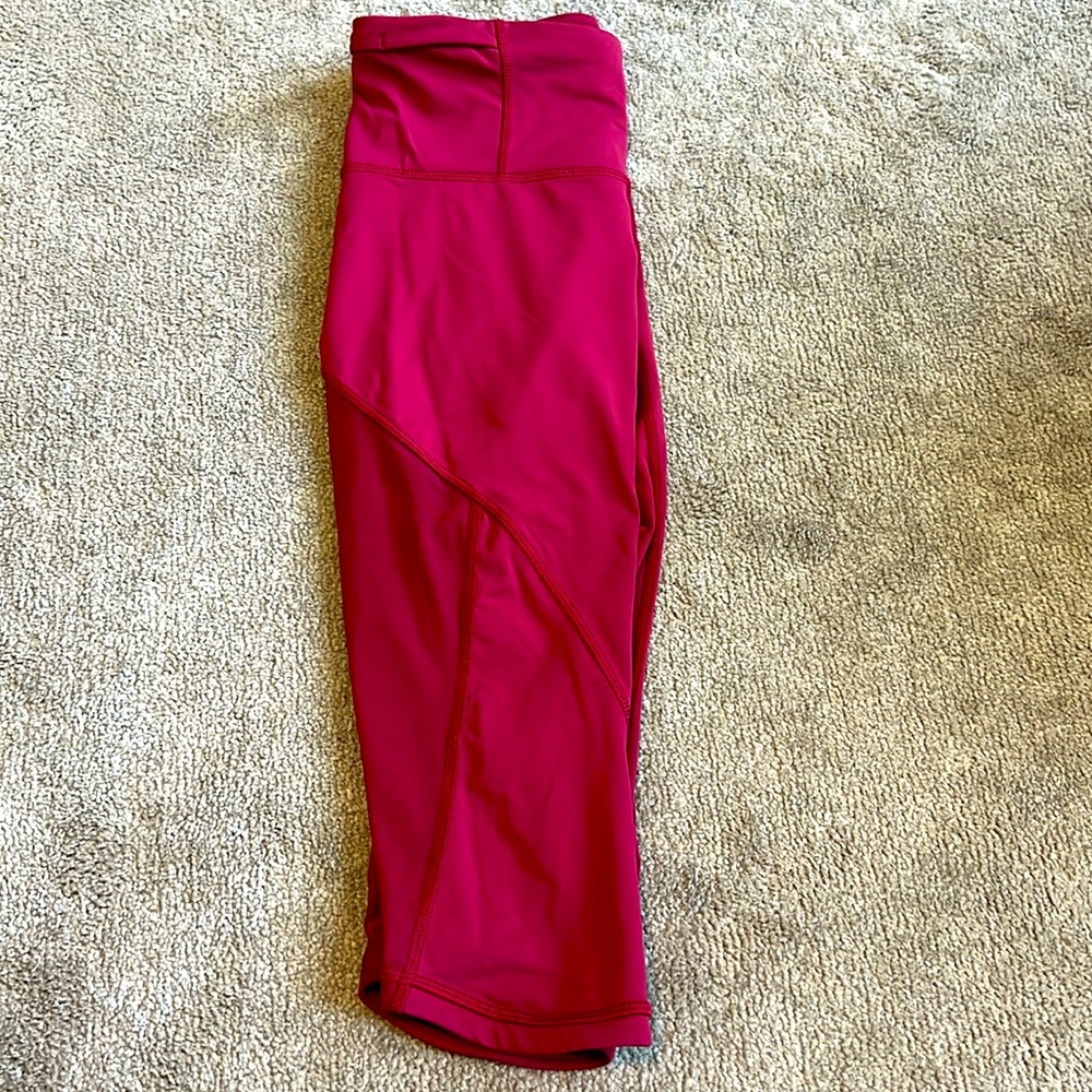 Cropped lululemon leggings